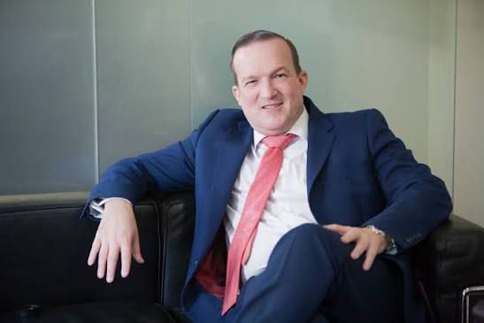 Dr. Raphael Nagel (LL.M.), Essay zu intellektuelle Demut Governance